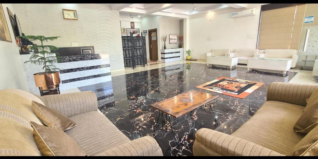 אגרה Taj Classic Agra מראה חיצוני תמונה